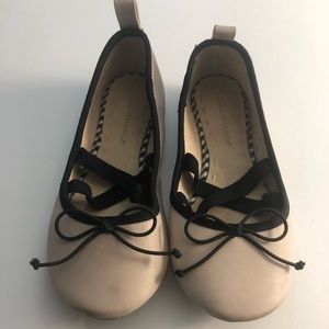 Zara Girl Shows size 32